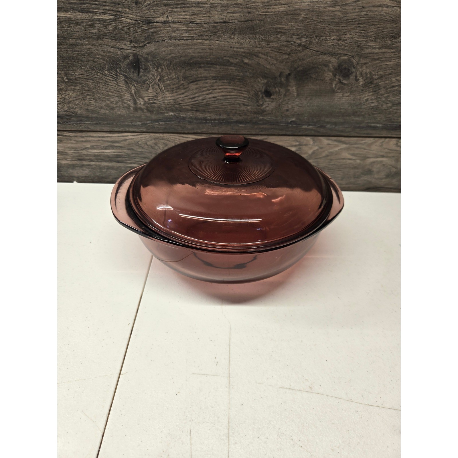 Pyrex Visions Cranberry Glass Casserole Dish with Lid 2qt 2L Round Baker 024 USA