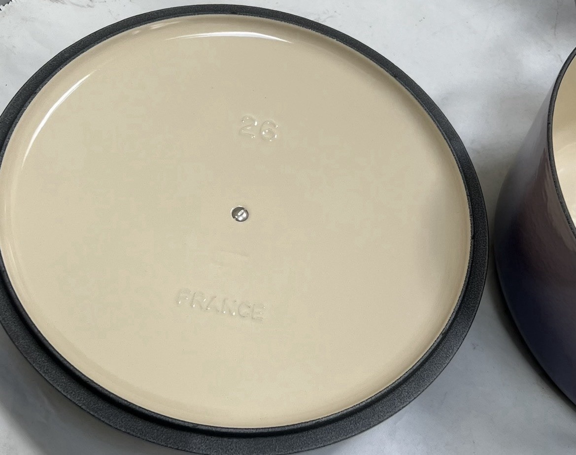 Le Creuset 5.5 Qt Round Dutch Oven Provence Bluebell Cast Iron France # 26 NEW