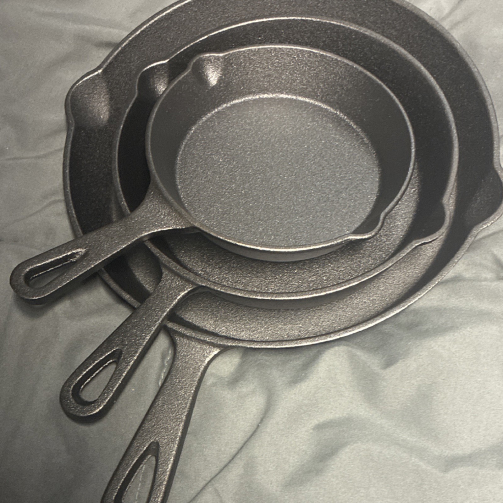 3-Piece Cast Iron Non-Stick Frying Pan Skillet Set, Black Round Long Handle