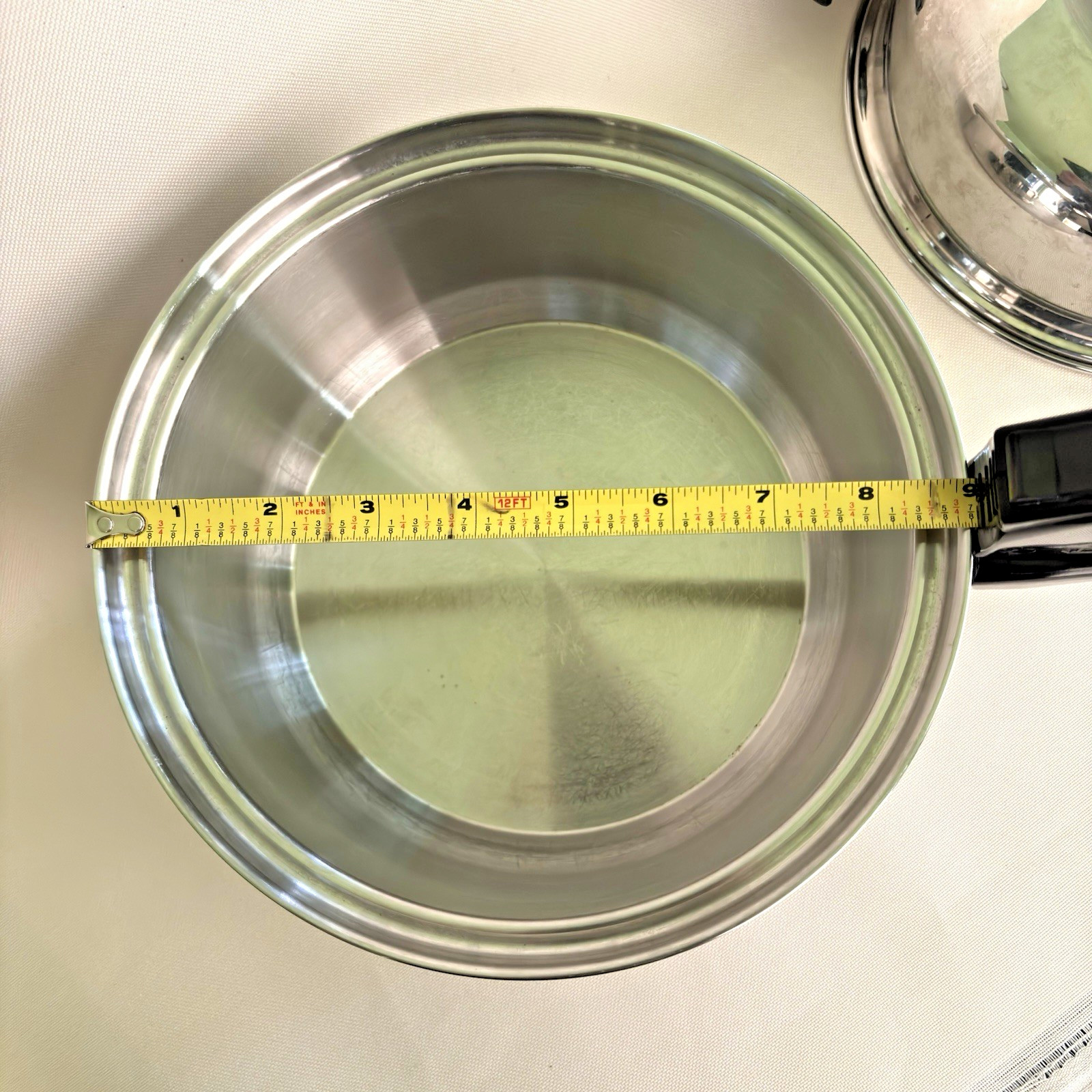 Kitchen Craft by West Bend 8.5” Heavy Duty Stainless Steel 2-3 Quart Pan w Dome