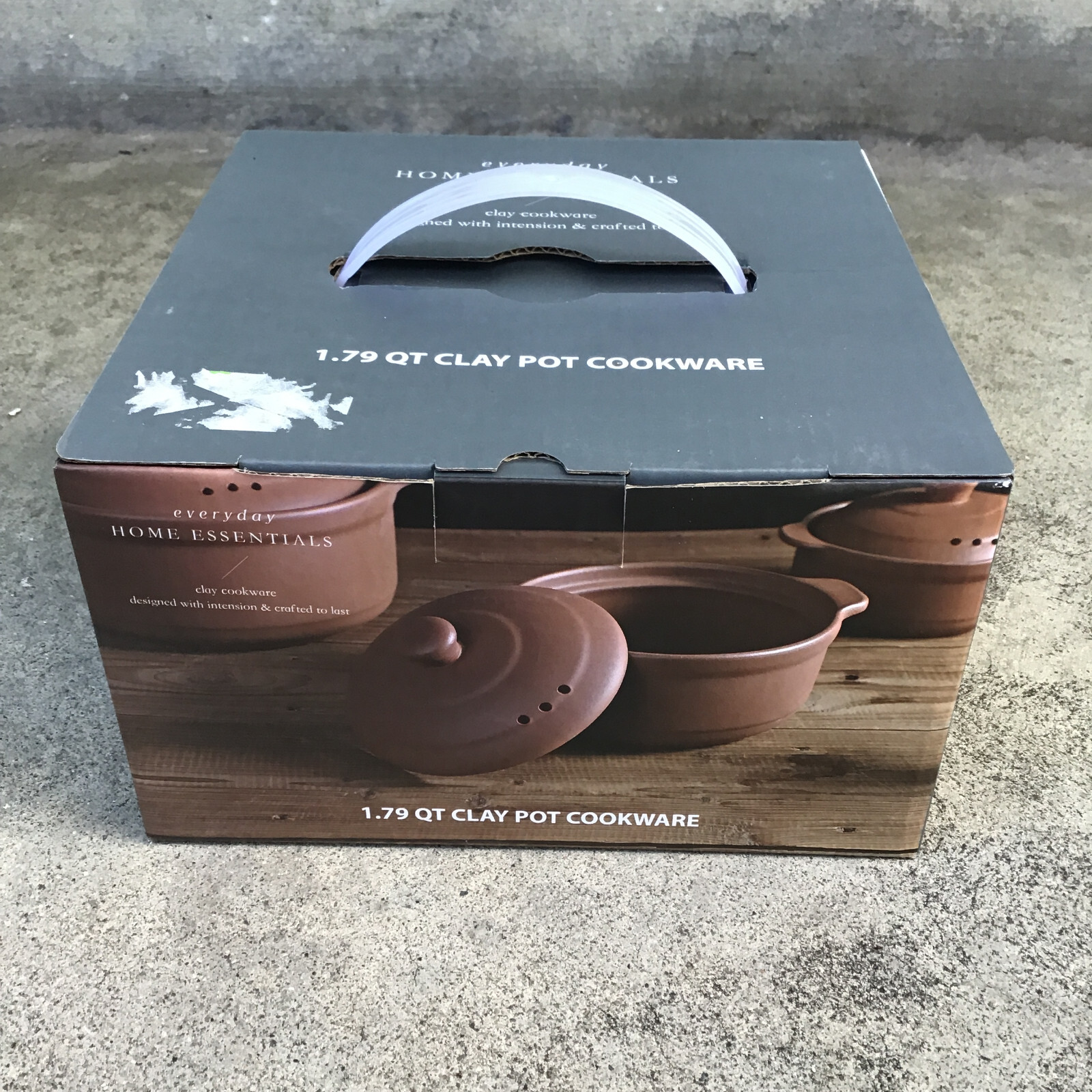 Home Essentials 1.79 QT Brown Clay Pot Cookware For Gas Wood Oven Stoves