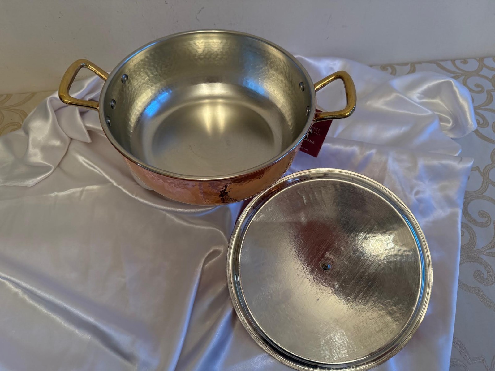 Ruffoni Copper Pot Historia Hammered Chef Braiser Acorn Knob, 24cm W/ LID 3.5QT