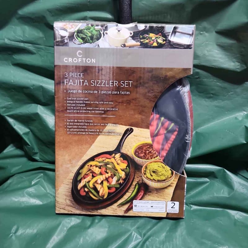 Crofton 3 Pc Fajita Sizzler Set Cast Iron Skillet Wood Trivet Pad