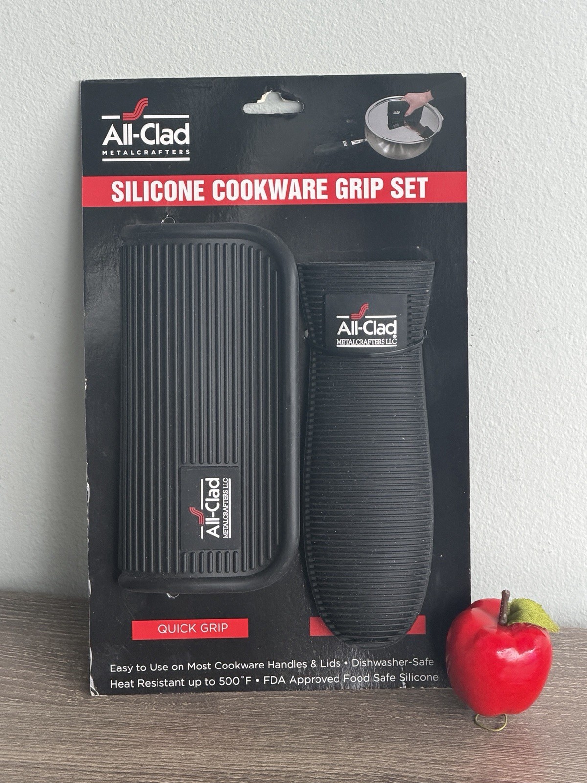 All-Clad Cookware Silicone Grip Set of 2 Heat Resistant up to 500 F NEW!