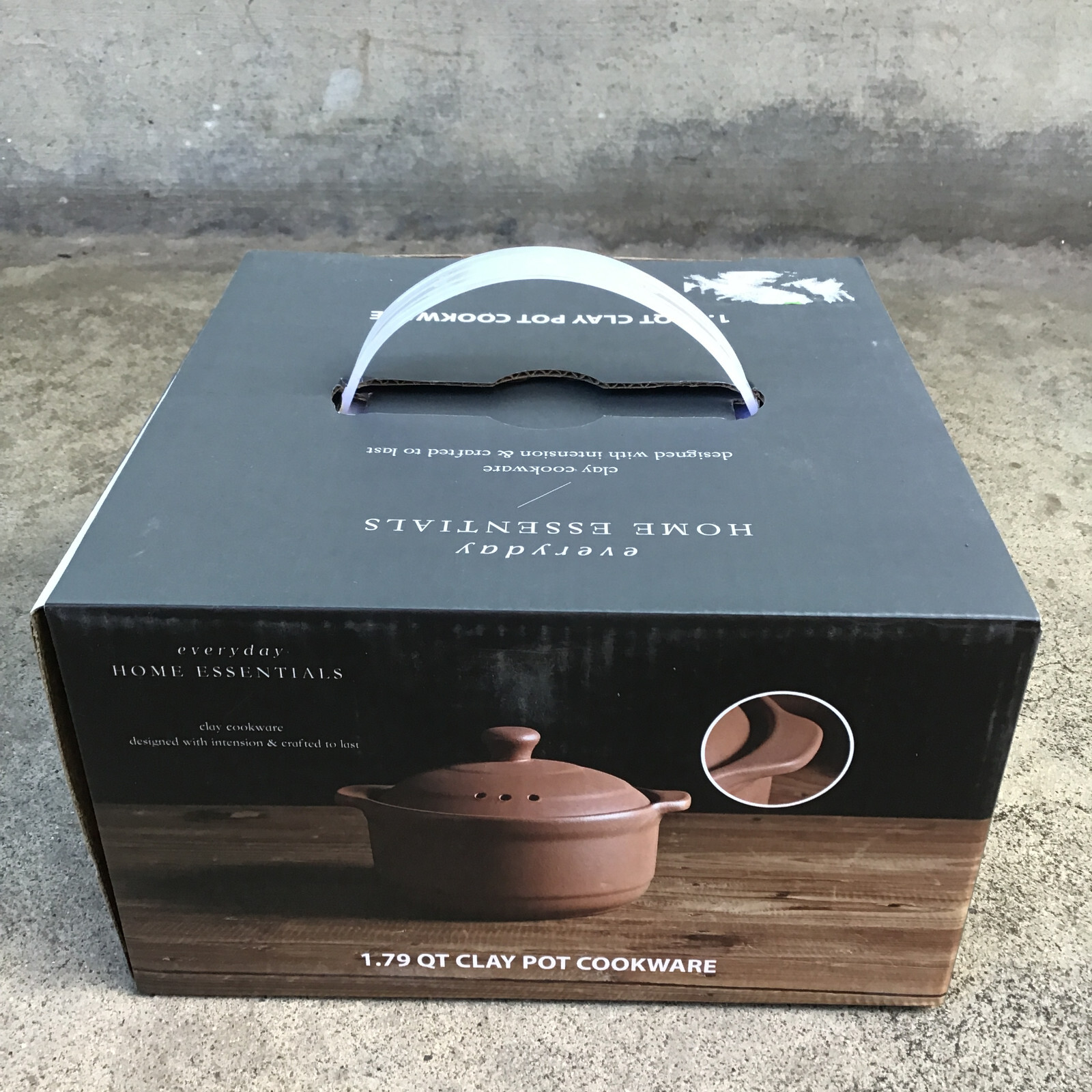 Home Essentials 1.79 QT Brown Clay Pot Cookware For Gas Wood Oven Stoves