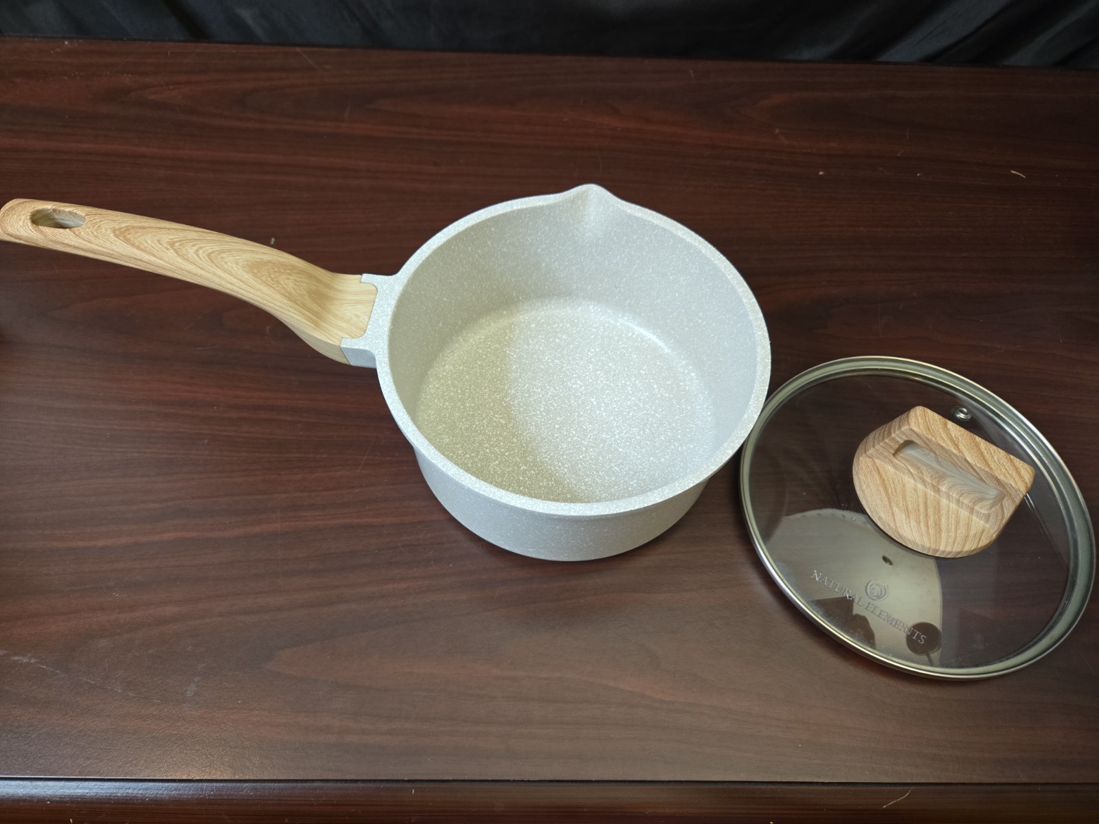 Natural Elements 7″ Saucepan with Glass Lid 1.8 qt Cookware Pan Ivory Preowned