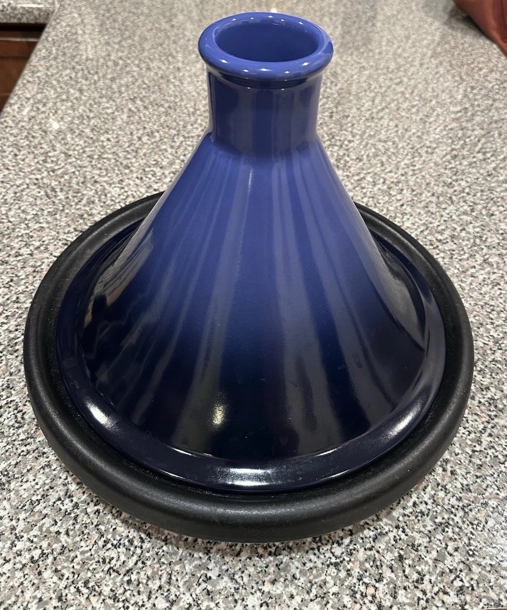 Le Creuset Tagine 16 – Cassis Blue Purple 1.5 Qt Cast Bottom & Ceramic Top