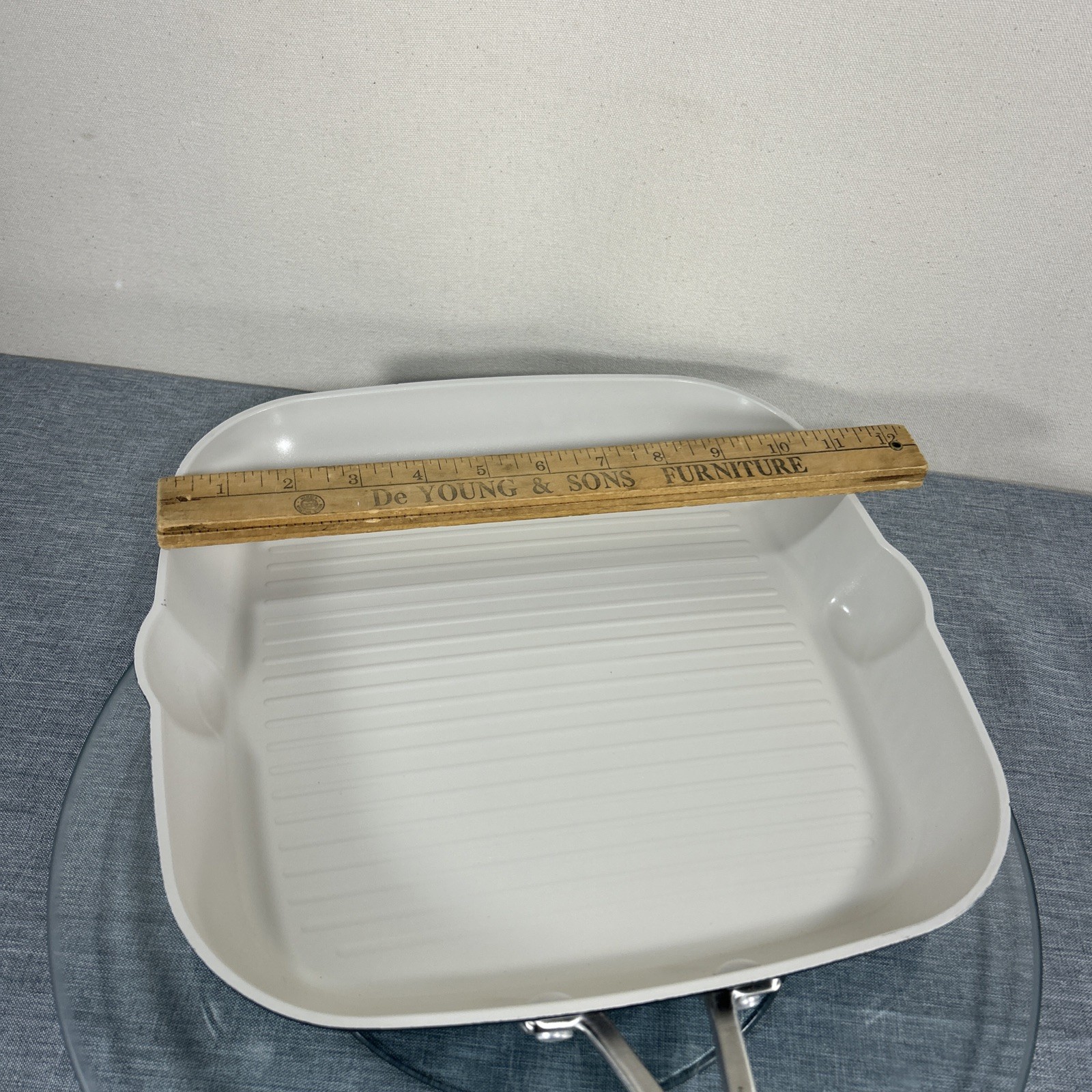 KitchenAid Grill Pan Spouts 11.25” Premium Hard Anodized Nonstick Ivory & Black