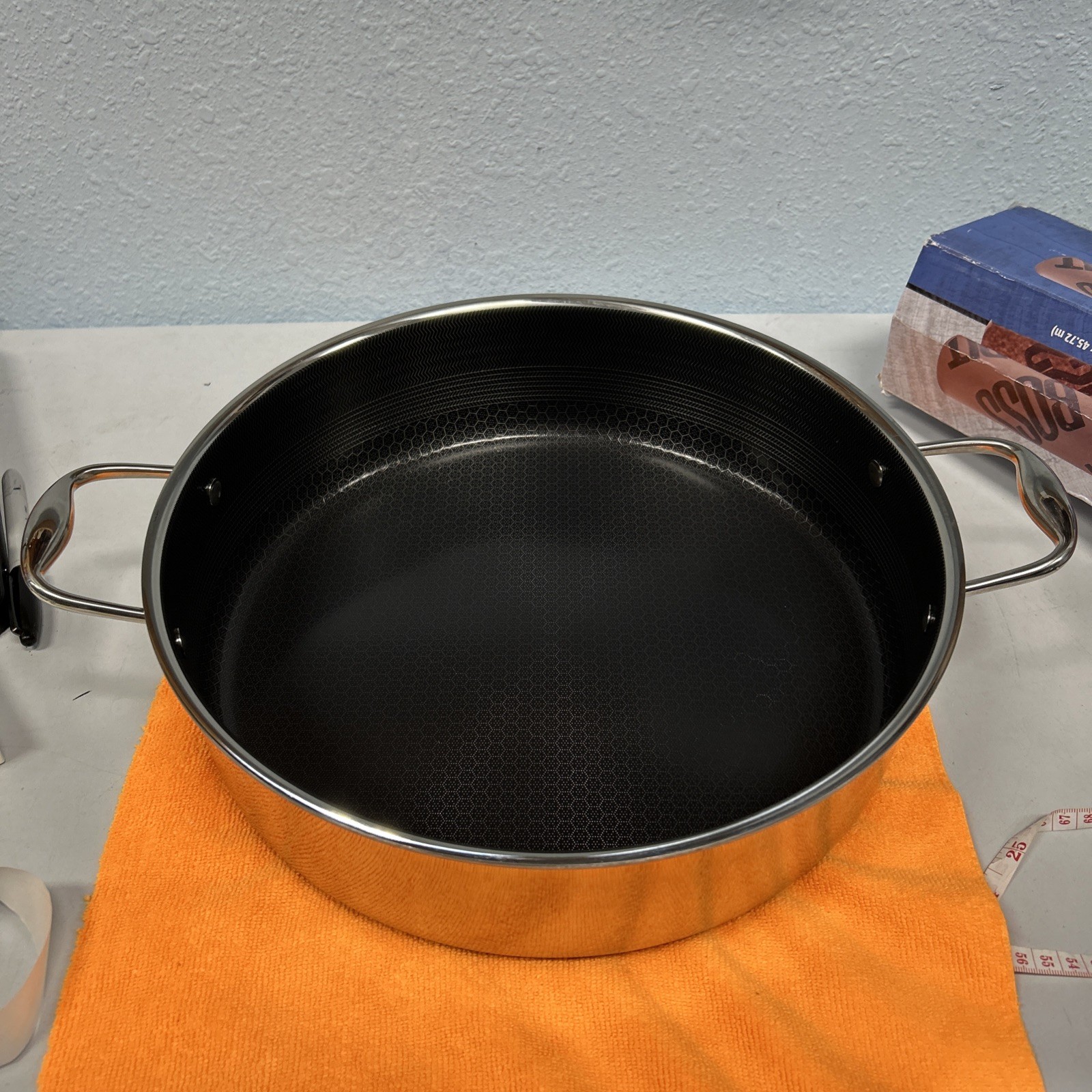 HexClad 7-QUART Deep Sauté Pan / Chicken Fryer 7 QT NO Lid – Great Condition