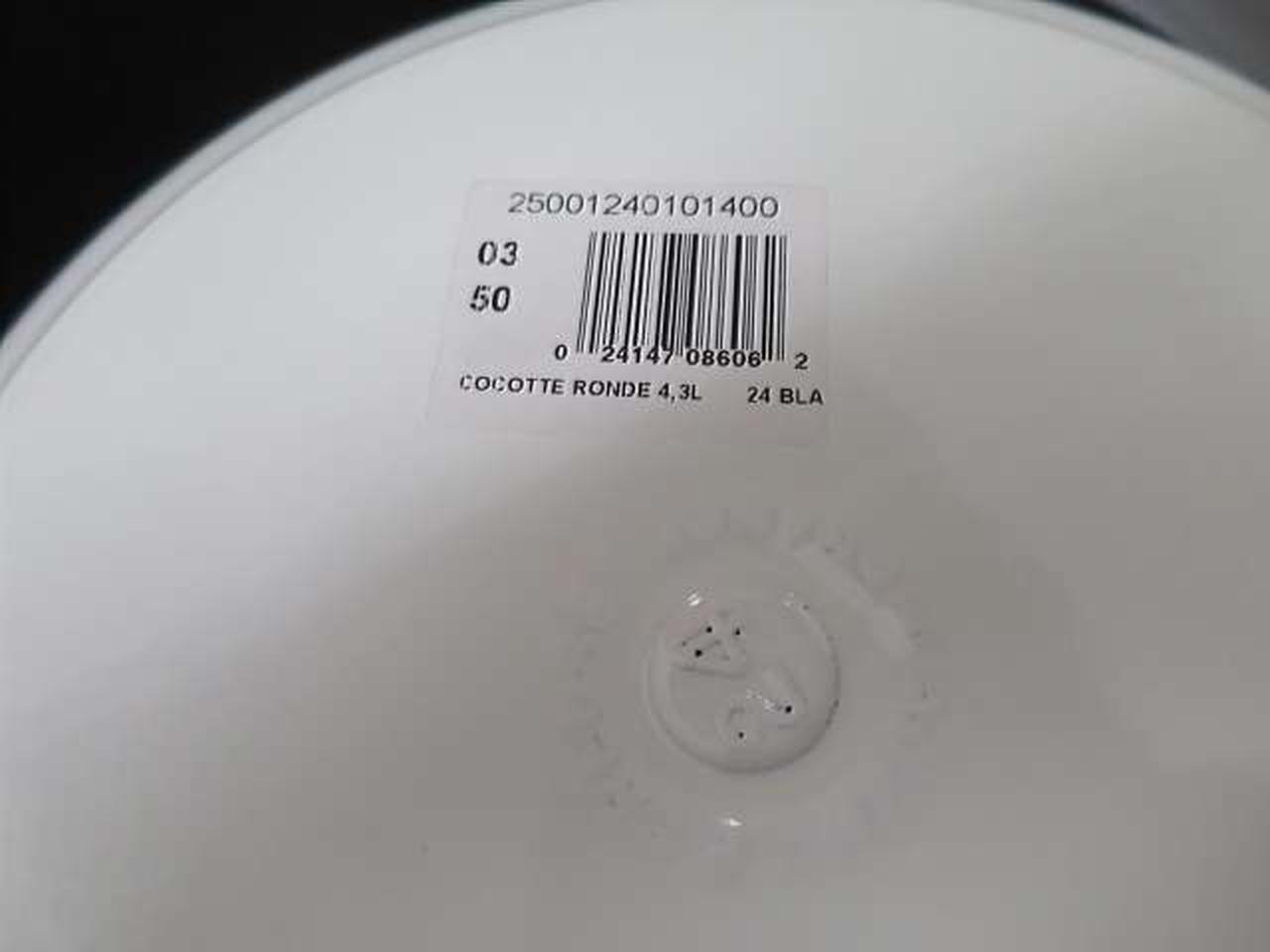 Le Creuset Cocotte Ronde Tradition 24cm 9.5in 4.5qt White Cast Iron Enamel Pot