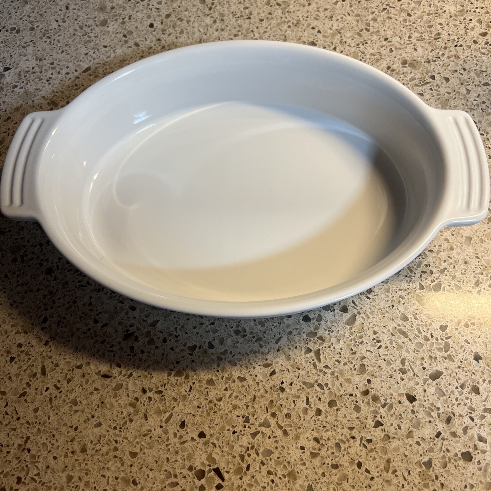 Le Creuset Oval 9-3/8 inch 1-1/8 Qt White Casserole Baking Dish French Stoneware