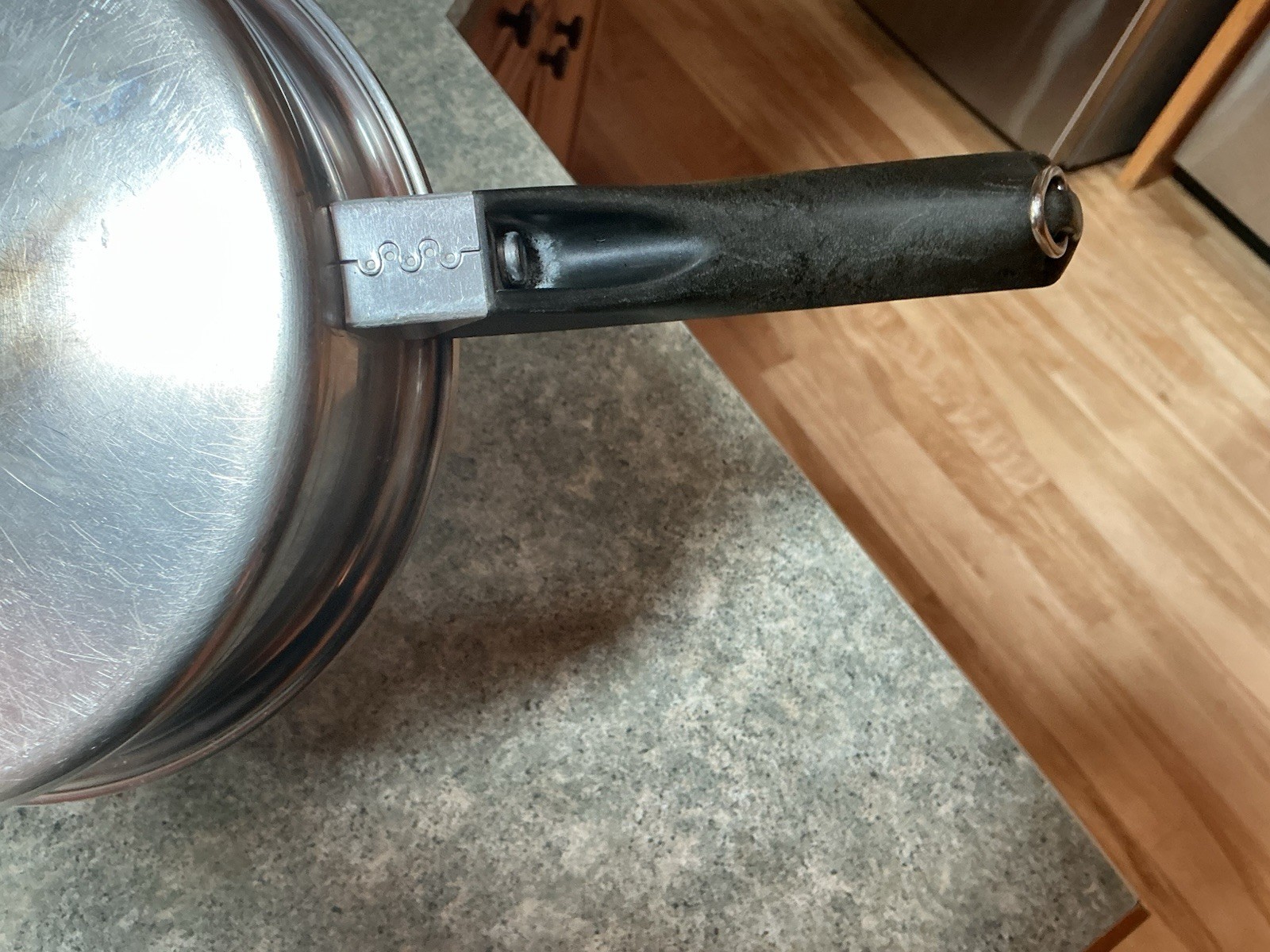 Amway Queen 18-8 Multi-PLY Stainless Steel 7 1/2″ skillet pan – made in USA.