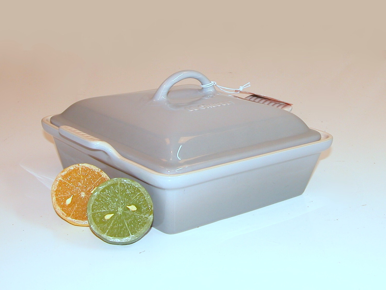 Le Creuset® Stoneware Heritage 1.7 Qt Covered Square Bake Dish / Baker w/Lid NEW