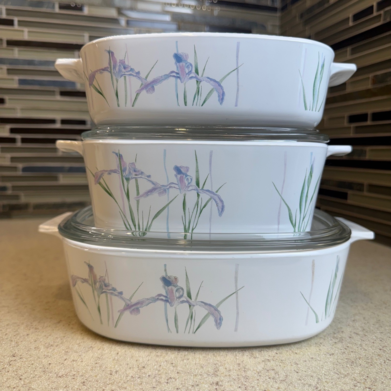 VTG Corning Ware Shadow Iris Casserole Dish 5pc Set w/ 2 Lids 1L, 1.5L, 2L