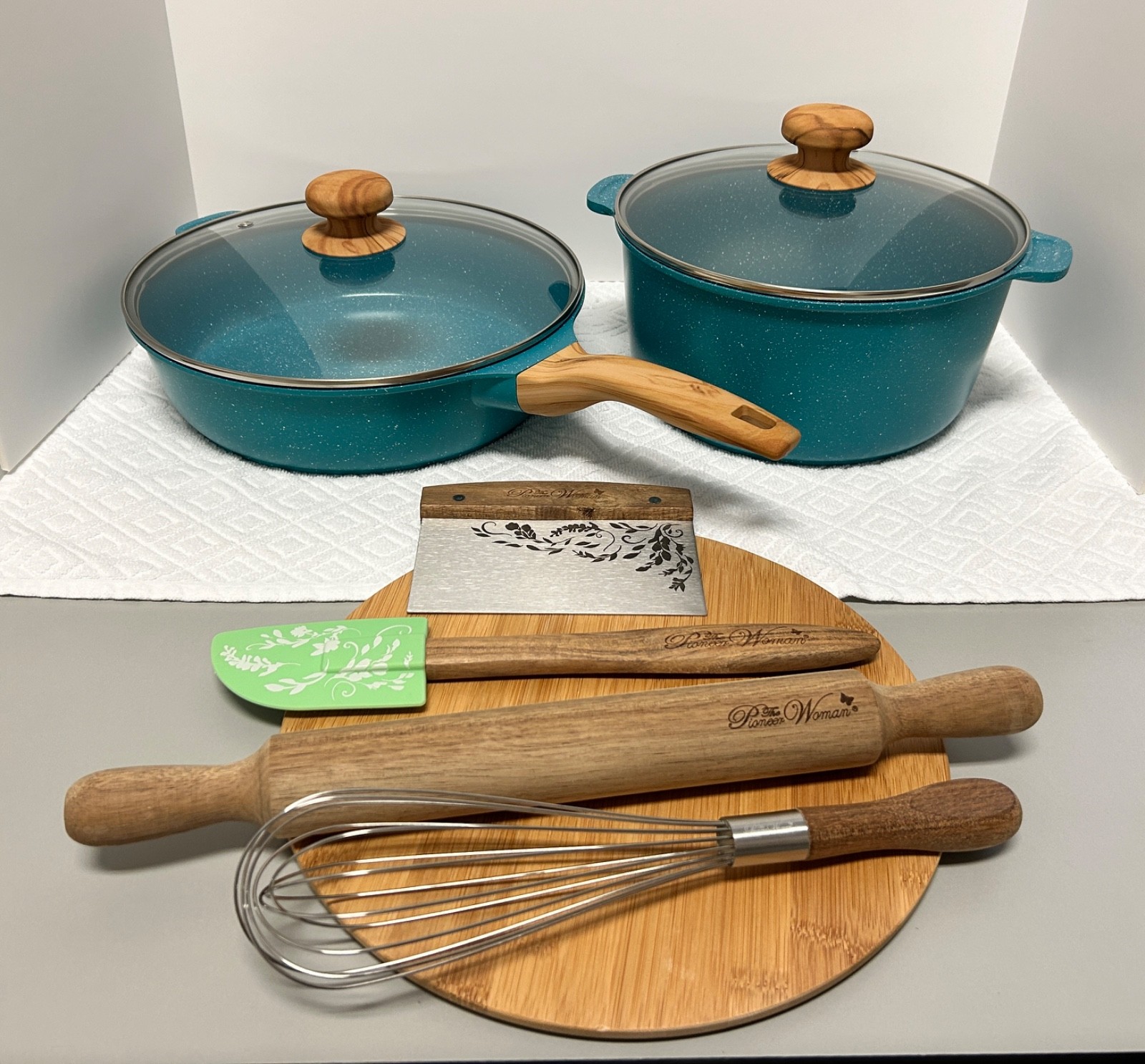 Pioneer Woman 8-Piece Cookware & Kitchen Tool Set Teal Jumbo Cooker, Dutch Oven