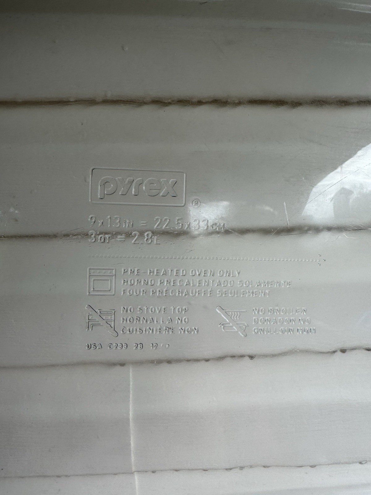 USA Vintage Pyrex 3 Quart 9 x 13 Clear Glass Baking Dish Casserole Handle C233