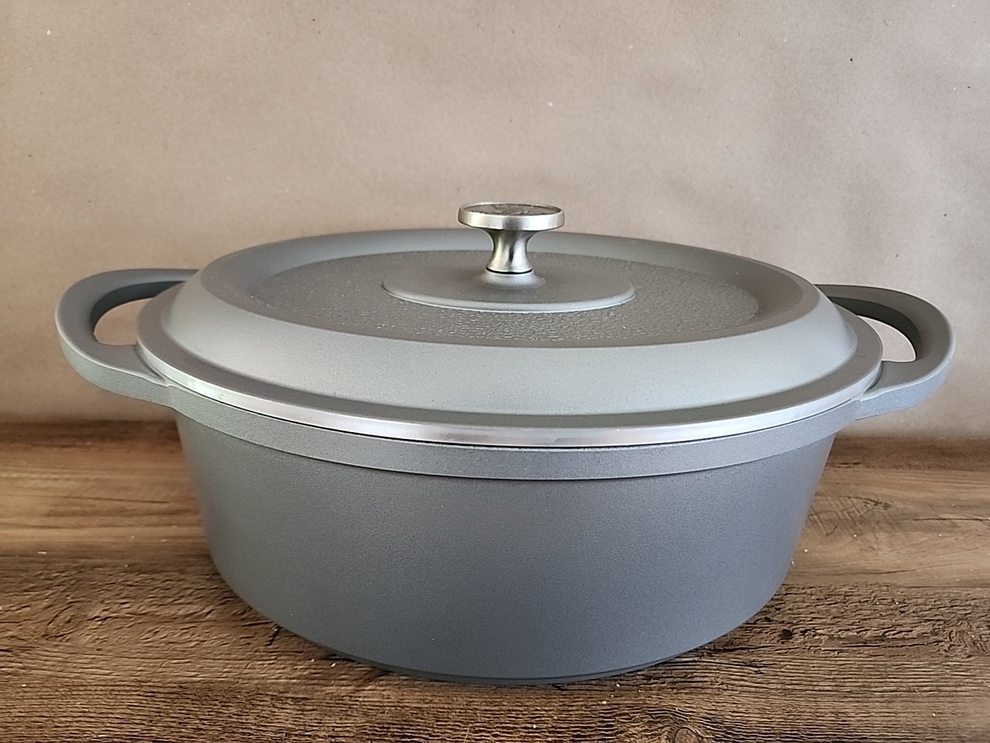 NORDIC WARE 6qt Dutch Oven/Roaster with Lid Cast Aluminum MADE IN USA