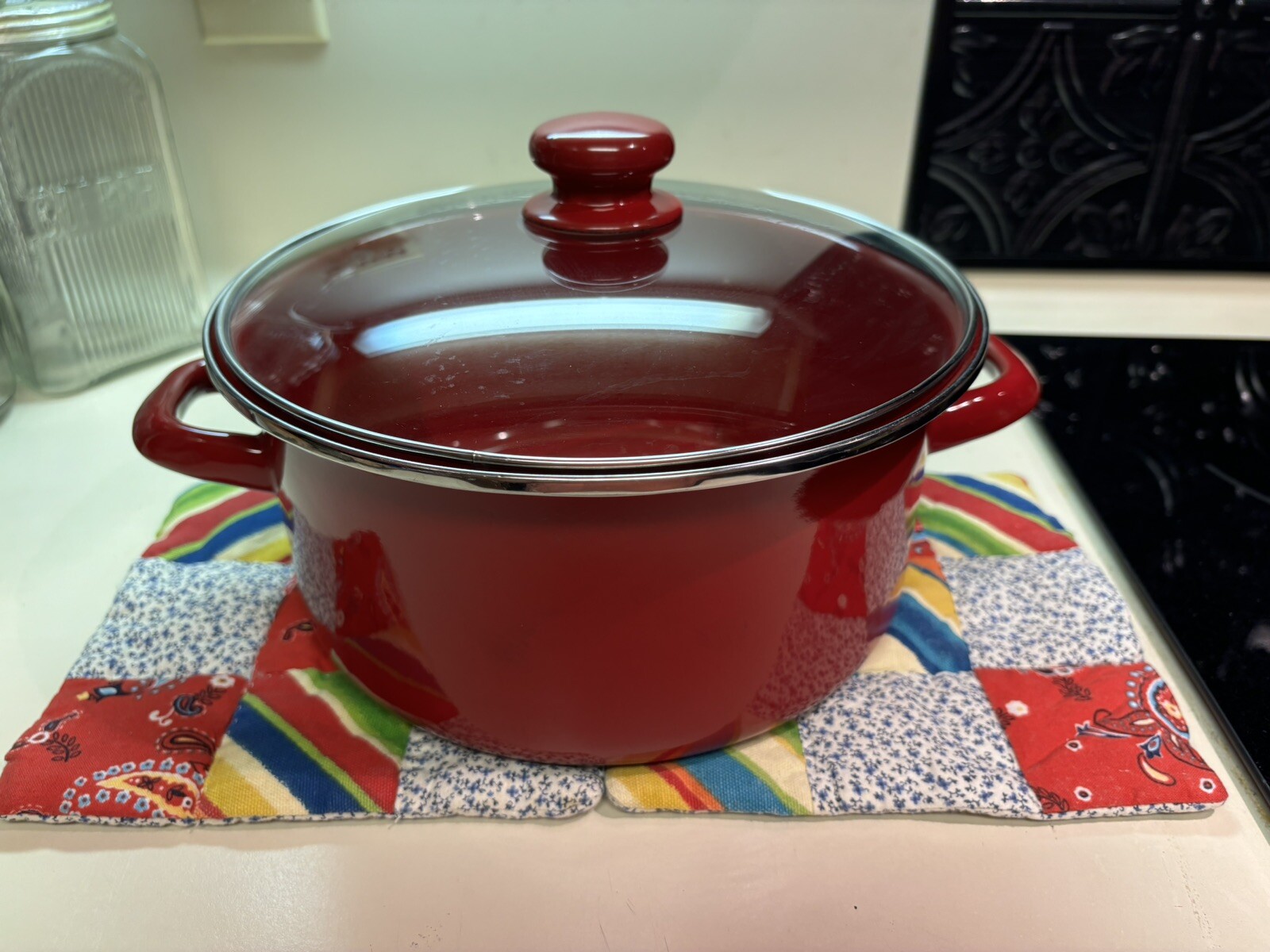 💥Sale‼️Lot of 3-piece set red covered stew potw/glass lid & small 5”frying pan