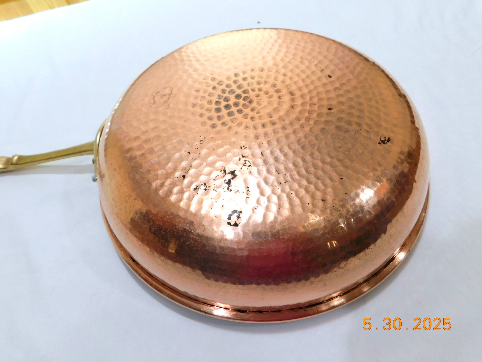 CU Artigiana Hammered Copper 13″ Saucier Pan Italy NEEDS RE-TINNED