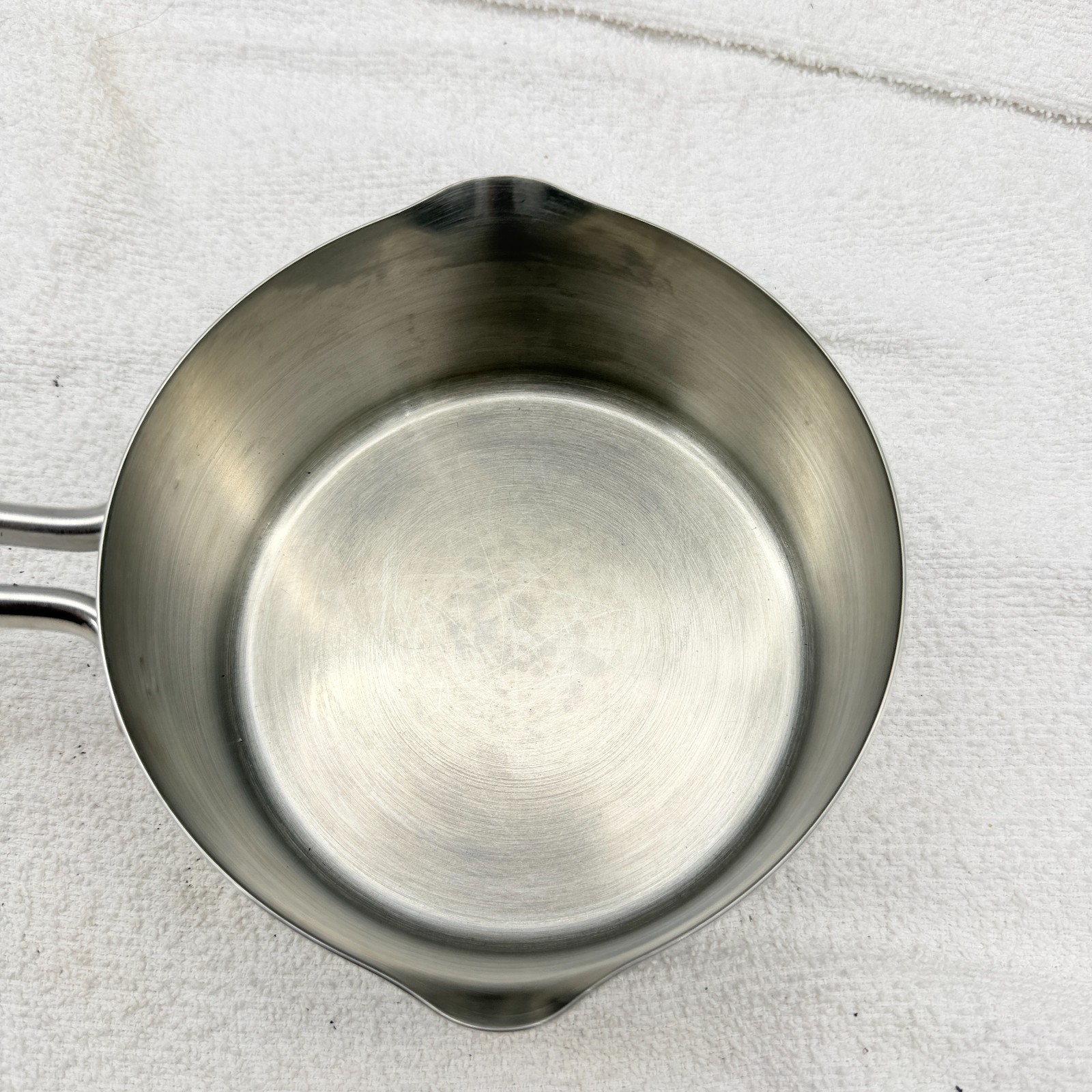 Revere Ware ProLine 6744 1/2-Quart Double-Pour Saucepan – 18/10 Stainless Steel