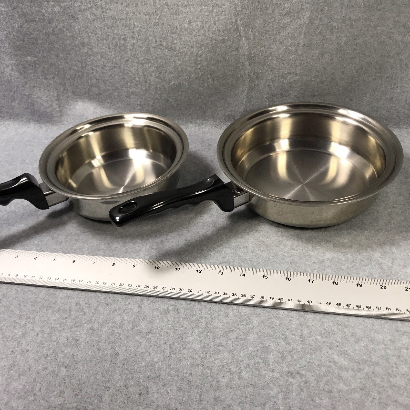Americraft West Bend 1 Quart 8″ Sauce Pan AND 9.25″ Small Skillet 2-Set No Lids