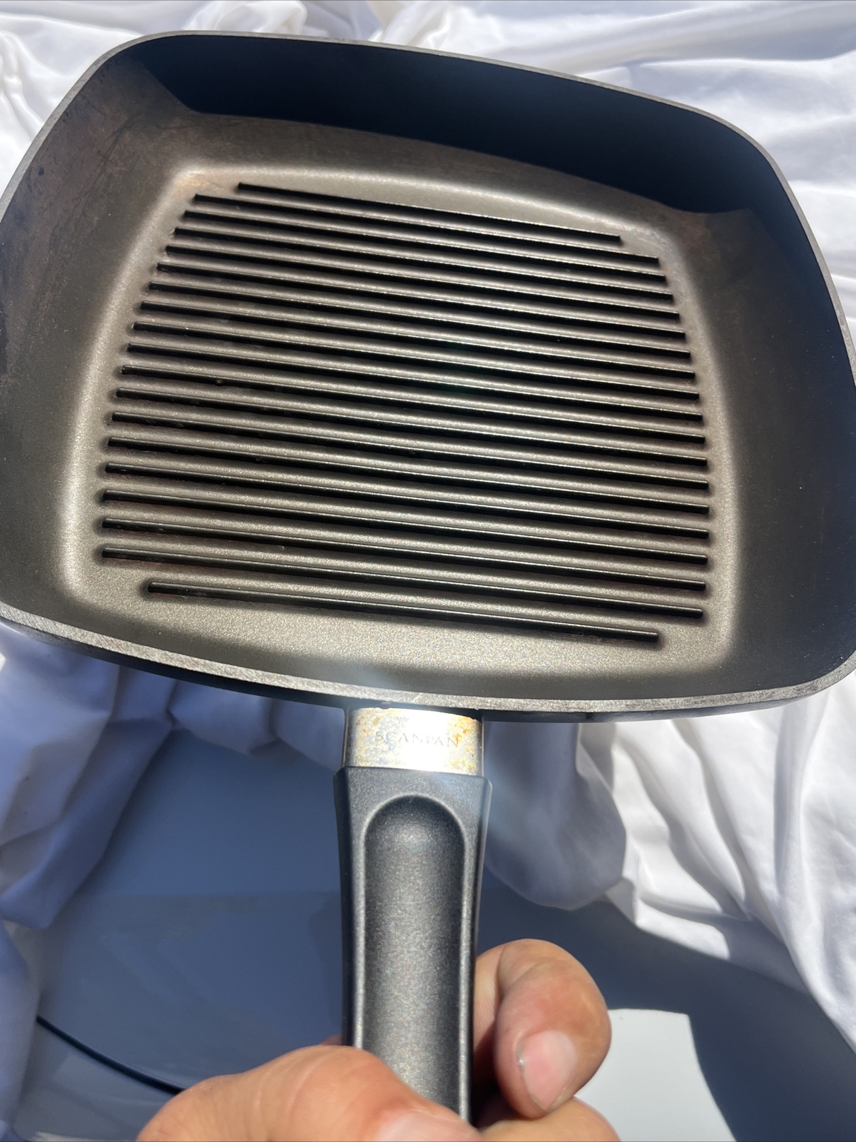 SCANPAN CLASSIC 10 1/2″ Square Stovetop Grill Pan Ceramic Titanium Denmark EUC