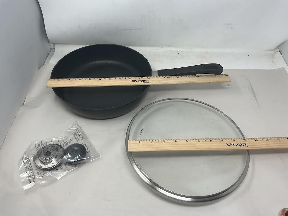 Scanpan 10.25″ Saut Pan with Lid
