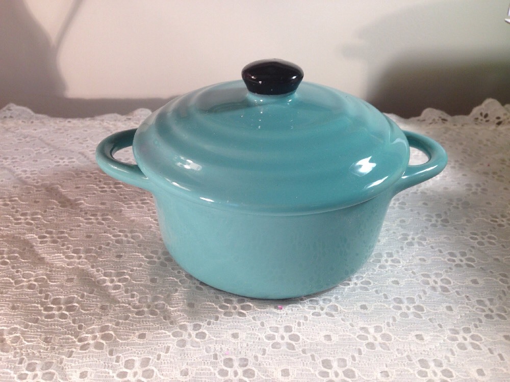 Nicole’s Kitchen Stoneware Baker For Baking & Serving Teal NIB