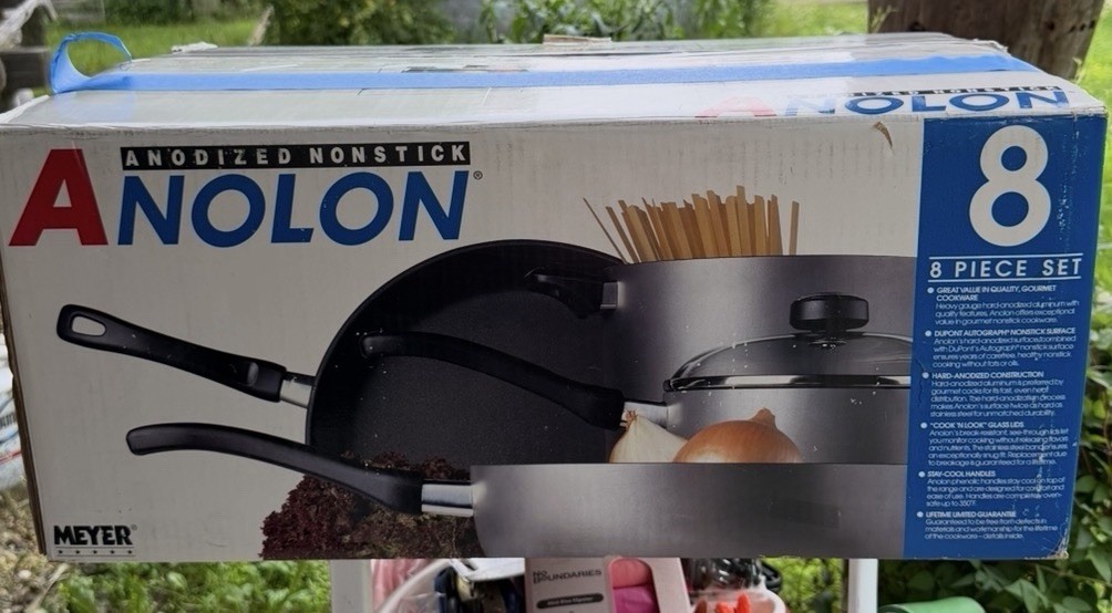 Anolon 8-Piece Hard-Anodized Aluminum Nonstick Pan Set Black Silver Lid