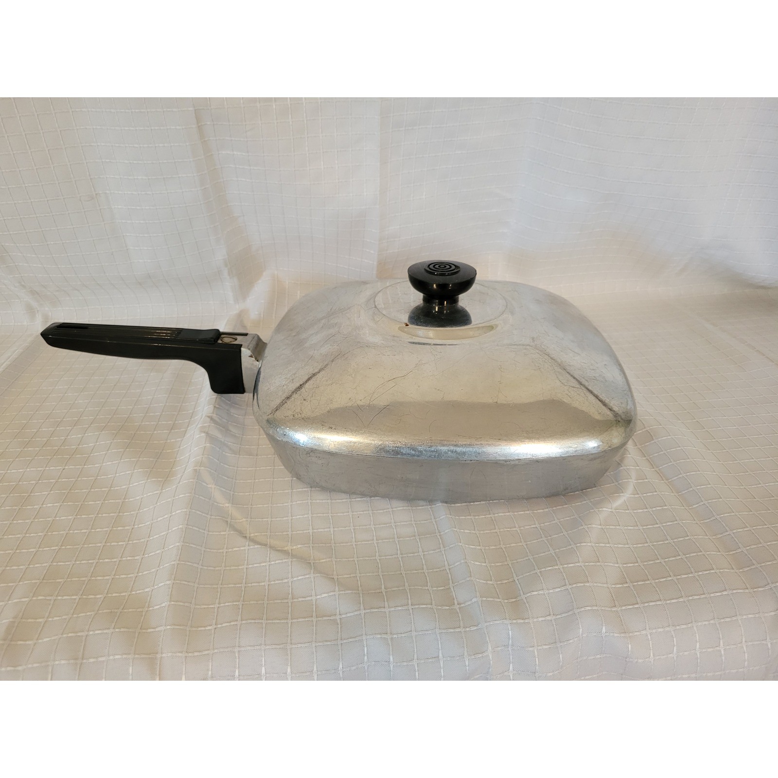 Vintage Wagner Ware Magnalite 4510 Square Skillet with Lid Cast Aluminum 10 Inch