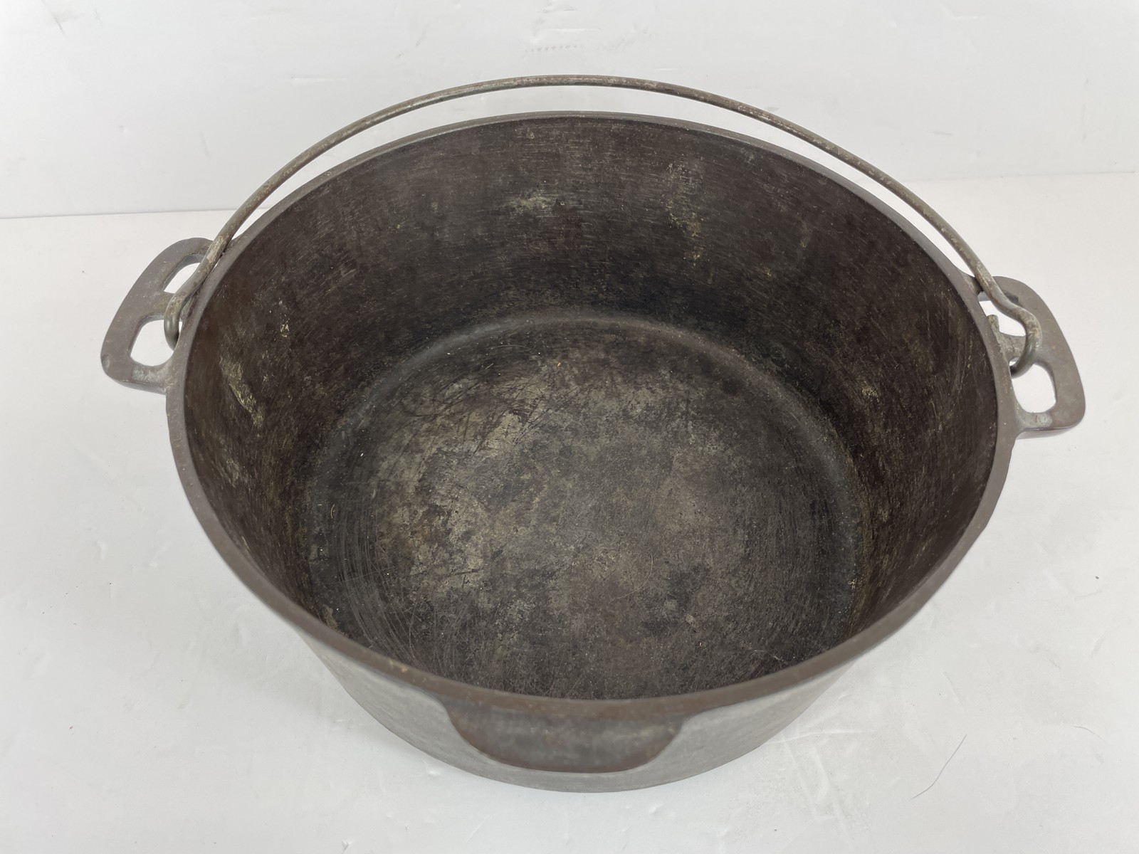 VTG 10″ Unmarked Wagner Ware Cast Iron Dutch Oven Pot Lid Bail Handle #8 no 8