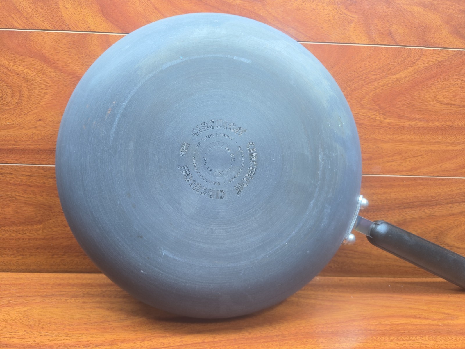 Circulon Nonstick Pan 11″ Skillet Hard Anodized Concentric Circular Ridges