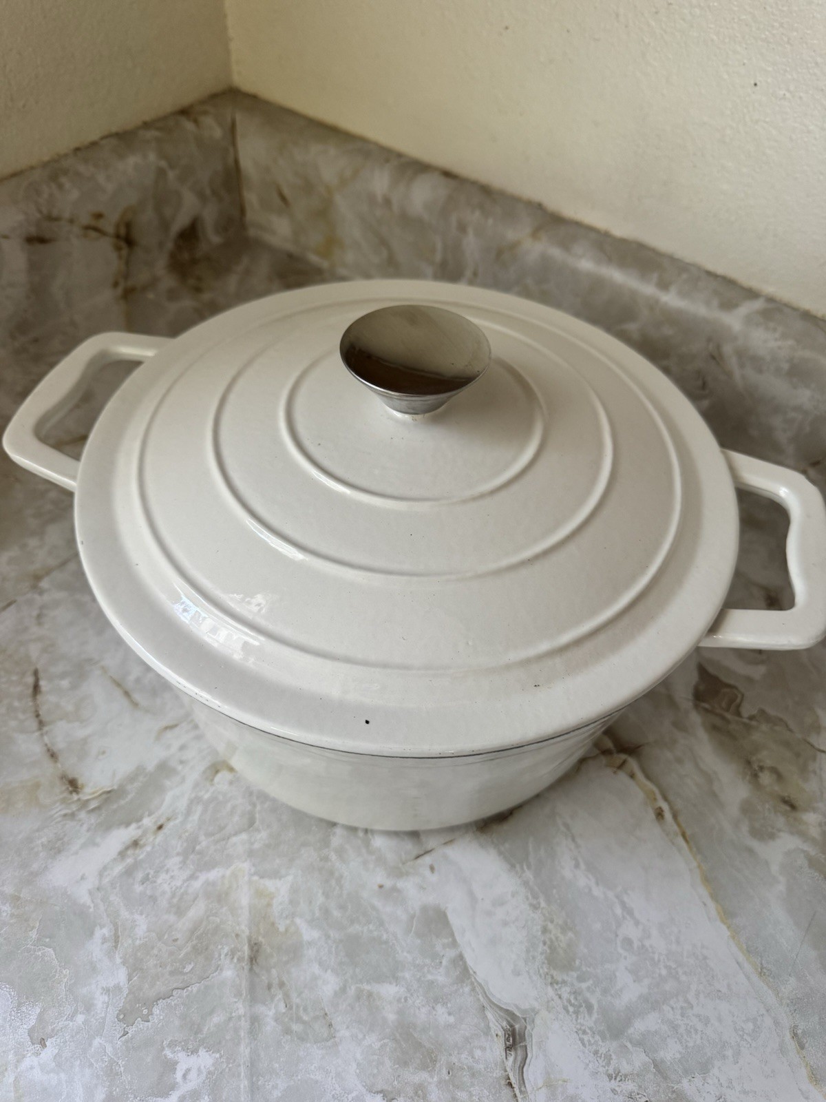 5 Qt White Enamel Cast Iron Round Casserole Dutch Oven w/ Lid, Double Handles