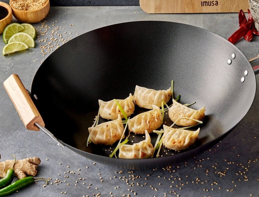Imusa 14″ Traditional Natural Carbon Steel Wok With Bakelite Handle Brand New!