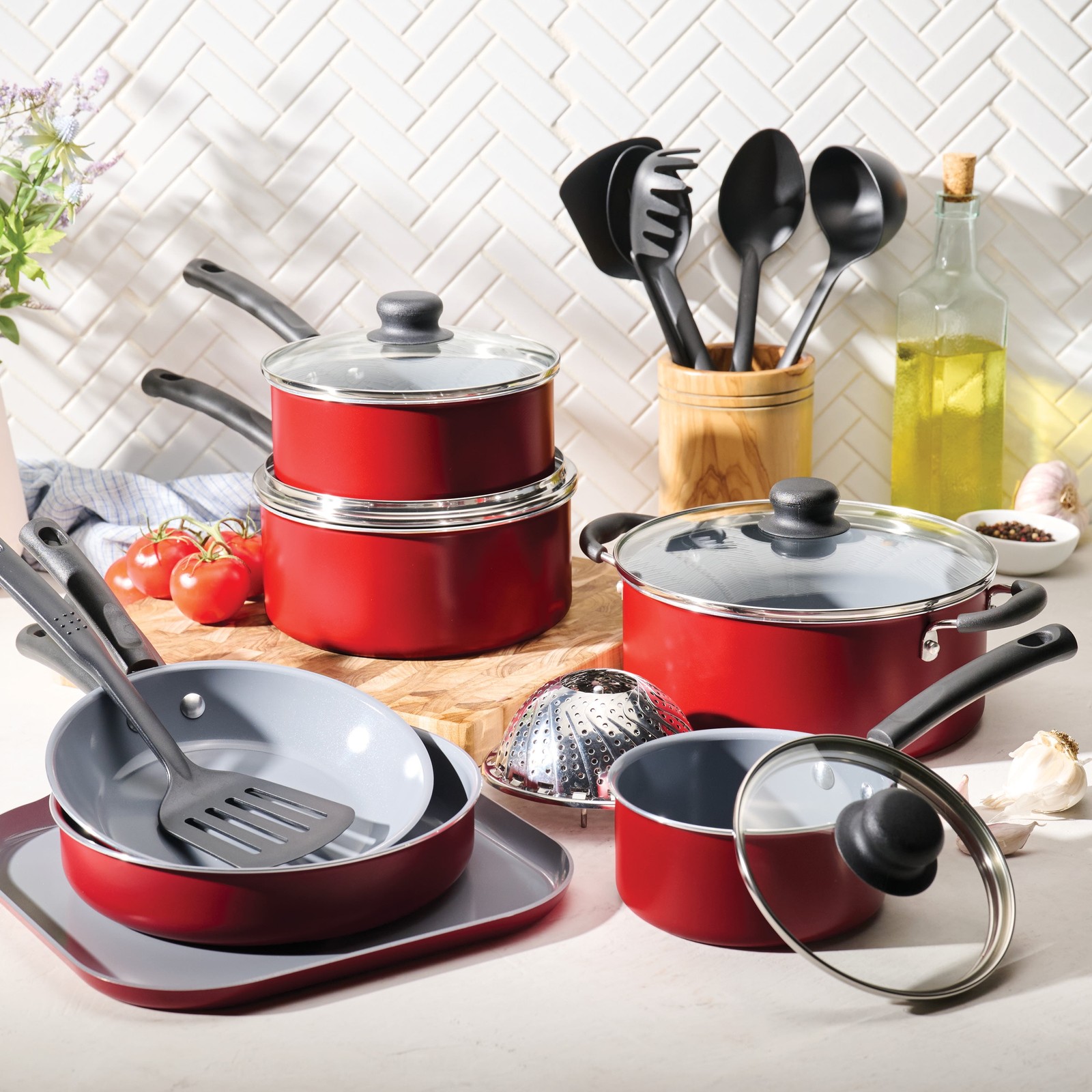 18-Piece Ceramic Cookware Set, Red