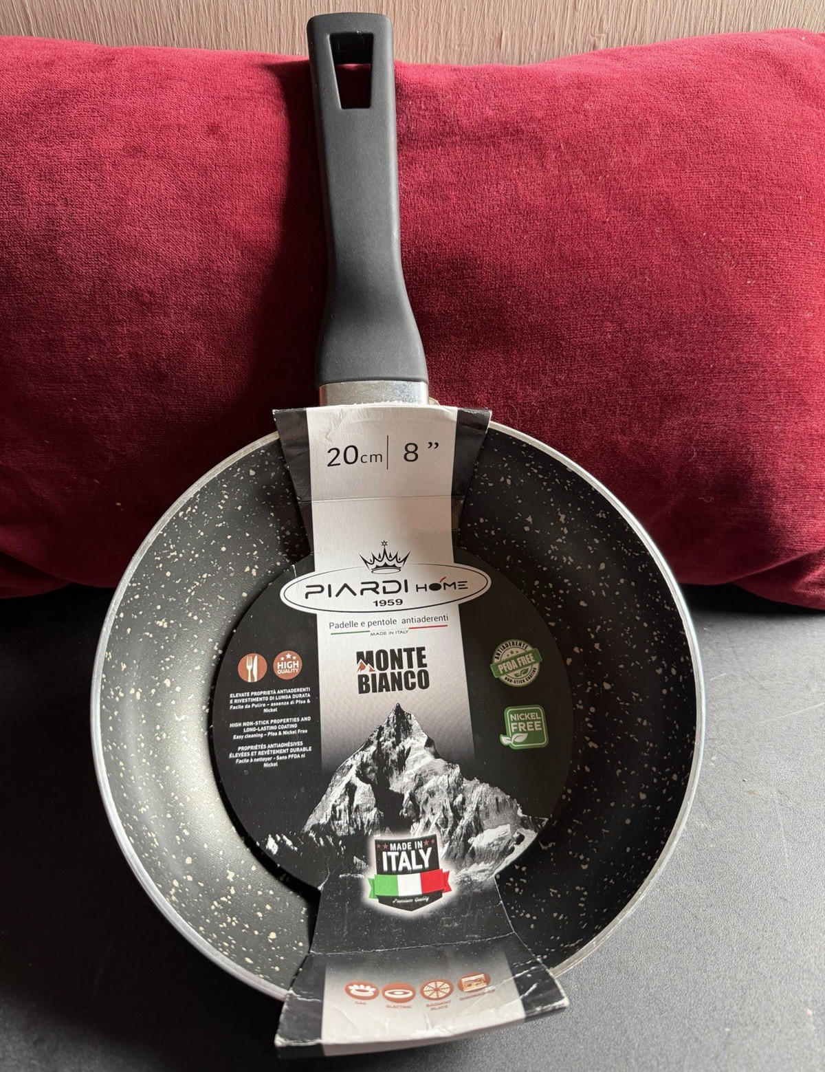 Piardi Home Monte Bianco 20cm Non-Stick Aluminum Fry Pan Black 180°C