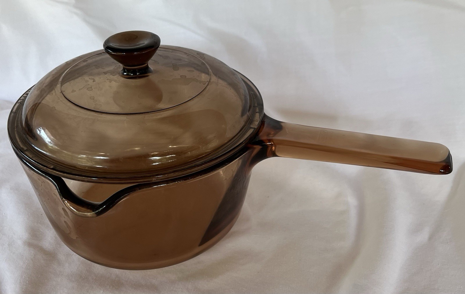 Visions 1 L Amber Brown Glass Saucepan w/ Lid Pour Spout V-1-C Pyrex Corning USA