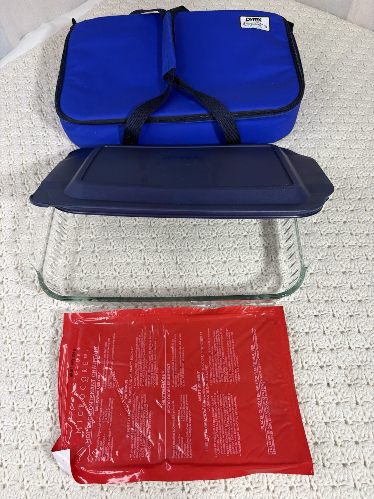 Pyrex Portables Insulated Tote Casserole Dish Hot Pack & Lid 2.2 qt #233-S
