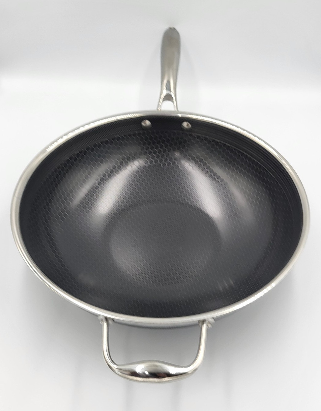 HexClad 12″ WOK with LID 12-Inch Hybrid Nonstick Pan – Used Good Condition