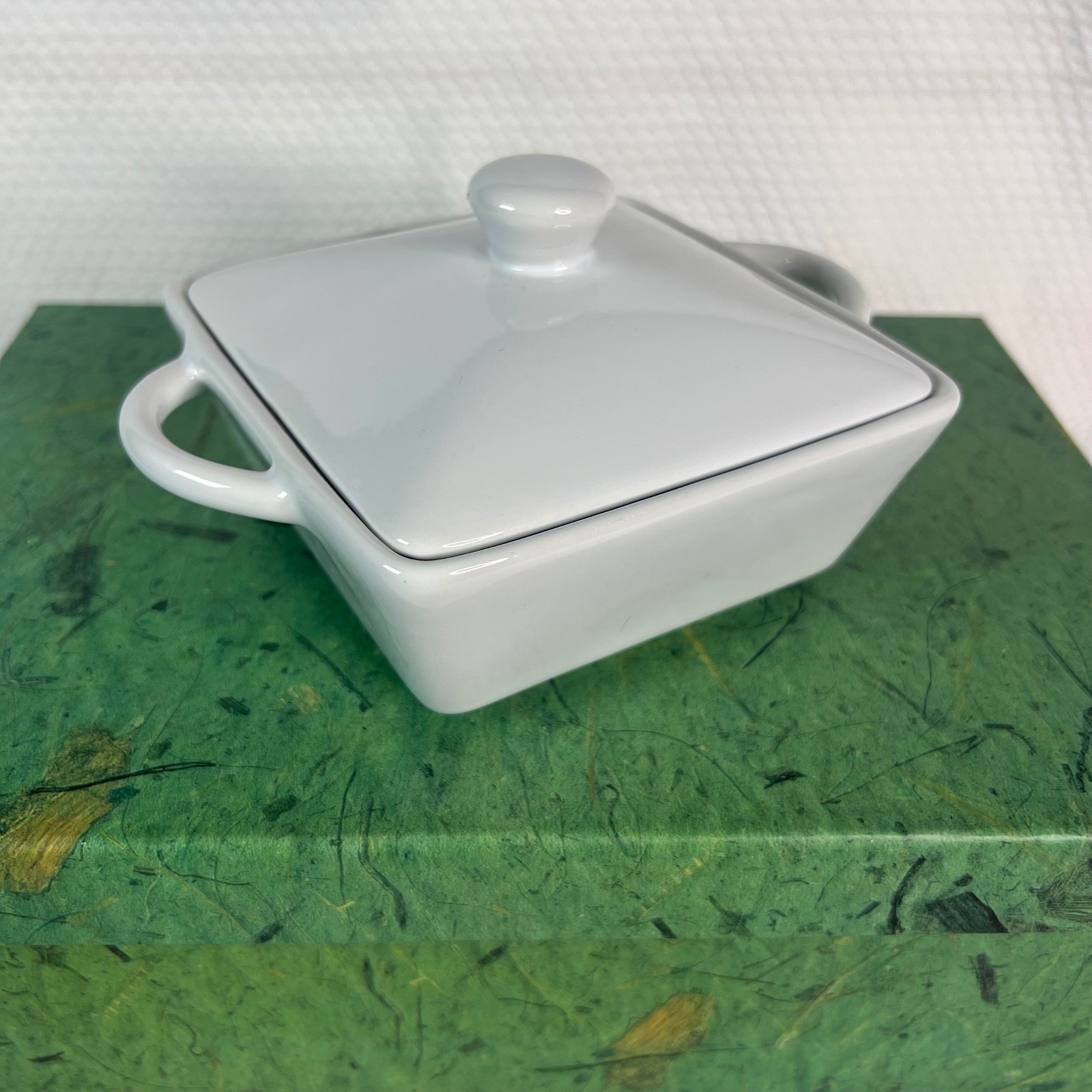 Martha Stewart White Ceramic Mini Casserole Square Lidded Ramekin 4.5in x 2 in