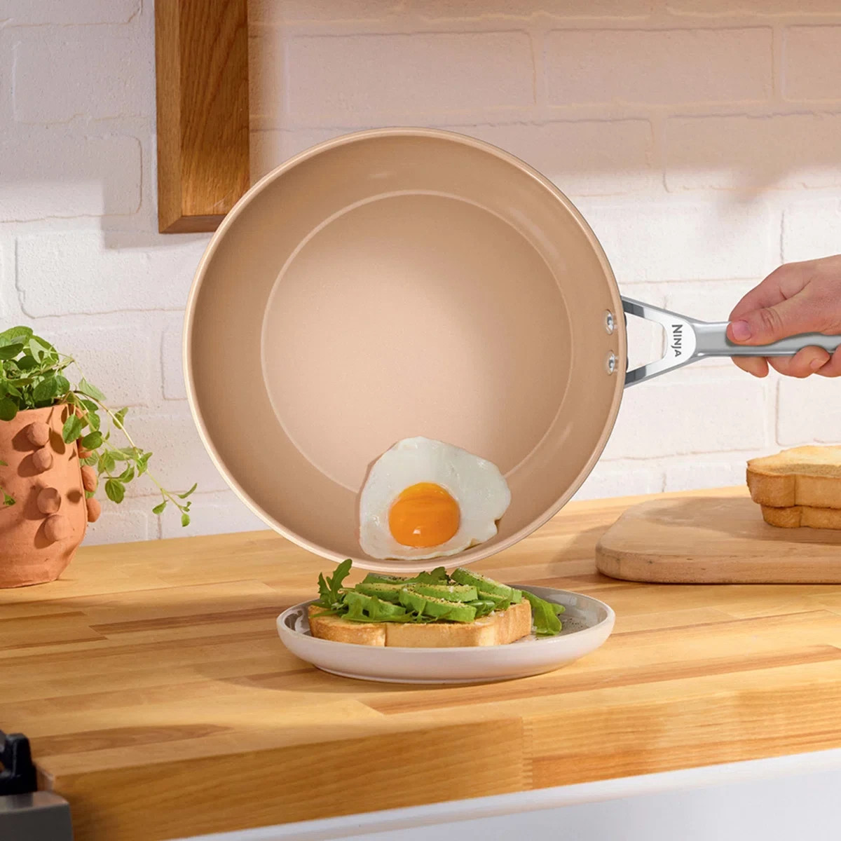 Ninja Extended Life Ceramic 10.25″ Non-Stick Frying Pan Silver