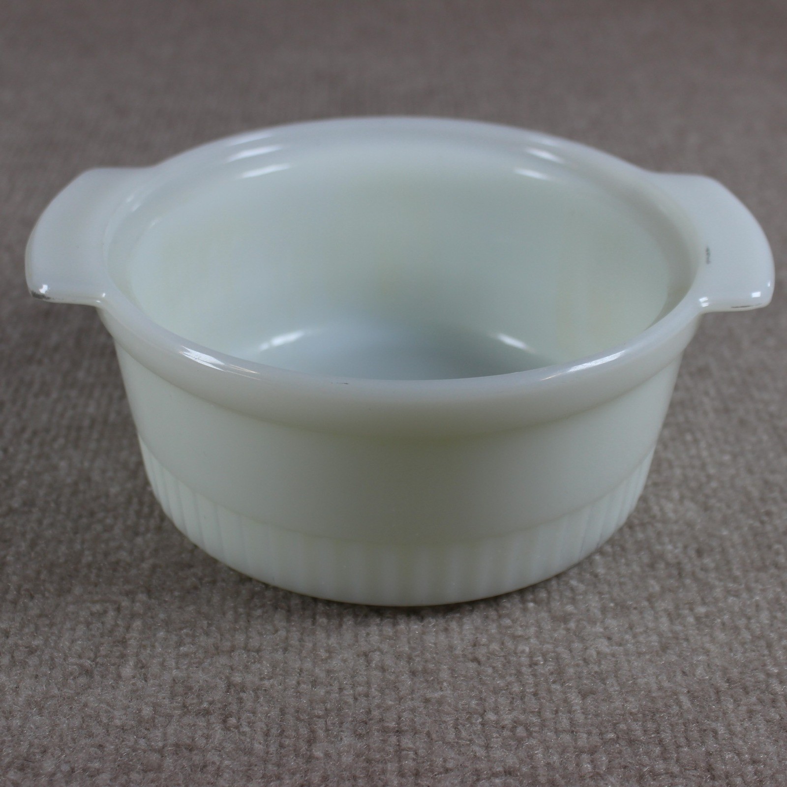 Anchor Hocking Fire King Milk Glass Casserole Dish 1436 Ribbed 1 Qt Vintage