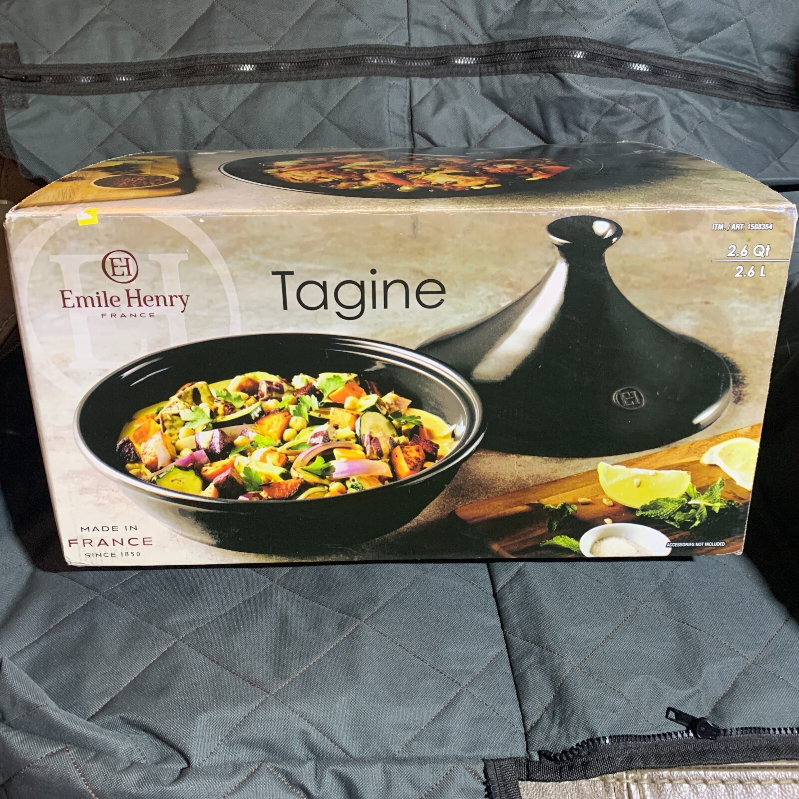 Emile Henry France Tagine, 2.6 Quart Ceramic Made In France. Black