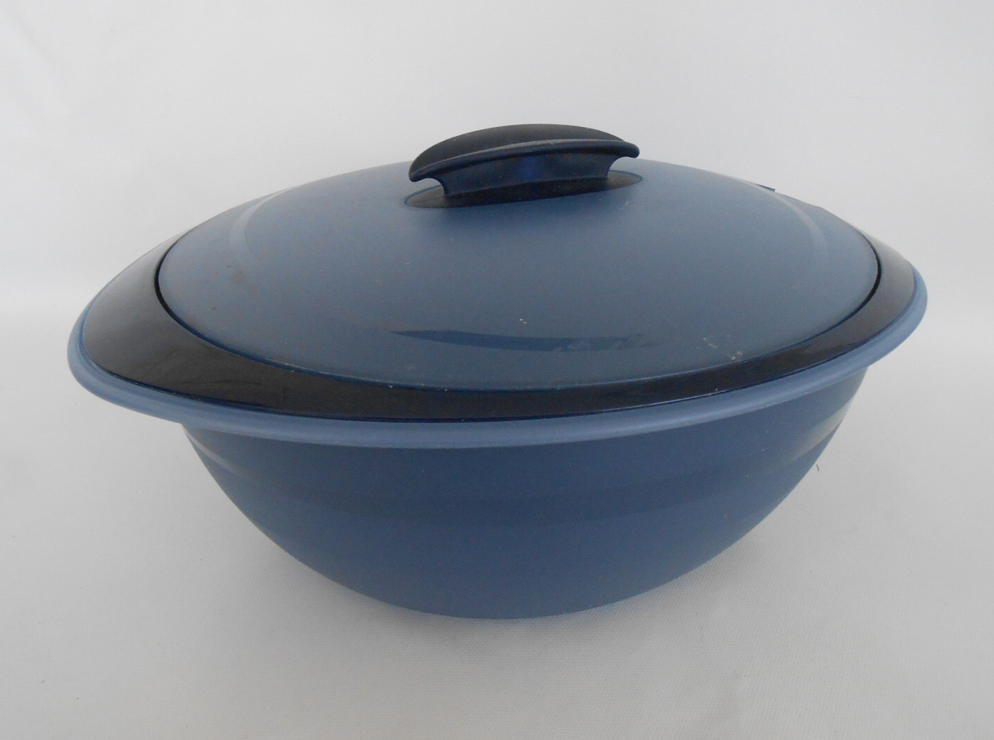 Tupperware 3pc Microwave Dark Blue Insulated Heat and Serve Store Bowl #4946A-4