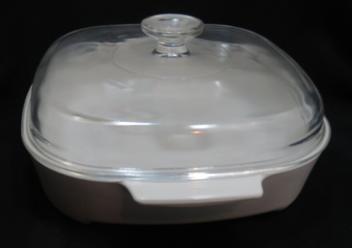 Vintage Corning Ware 2 Quart Microwave Browning Dish with Lid MW-A-19