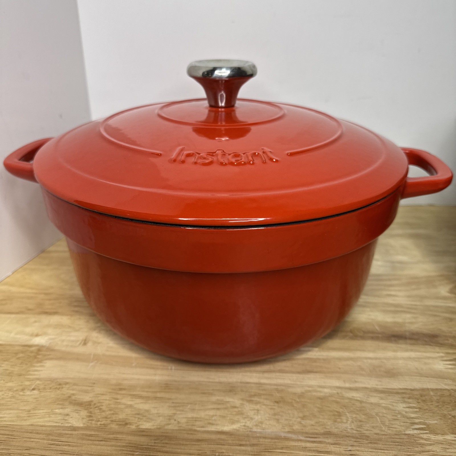 Instant Precision 6-qt Enamel Cast Iron Electric Dutch Oven Red – DOMC6001