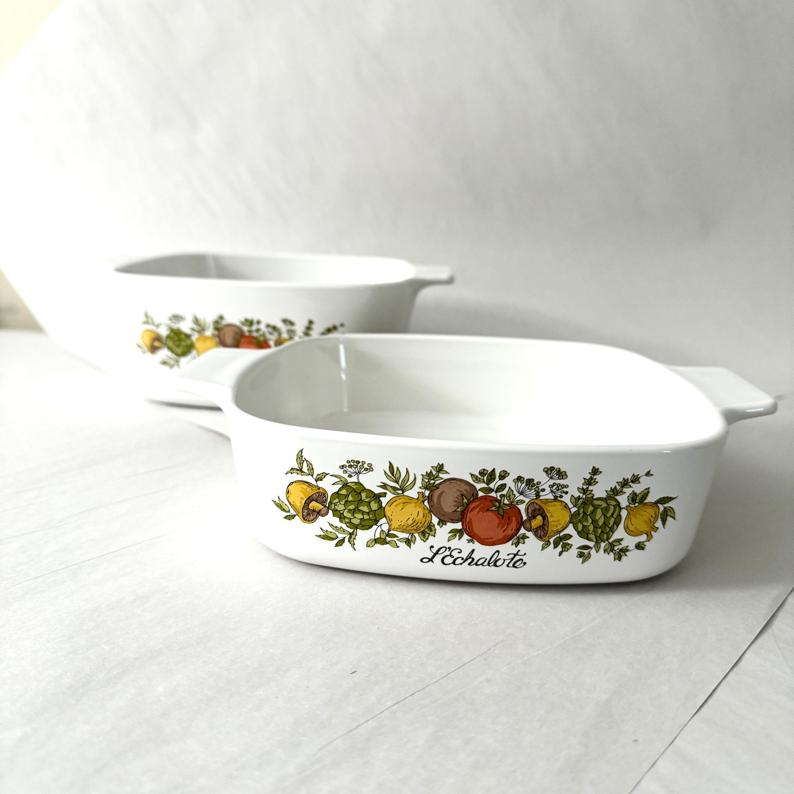 Spice of Life L’Echalote, Corning Ware A-1-B, A-1-1/2B 1.5 Liter Casseroles (2)
