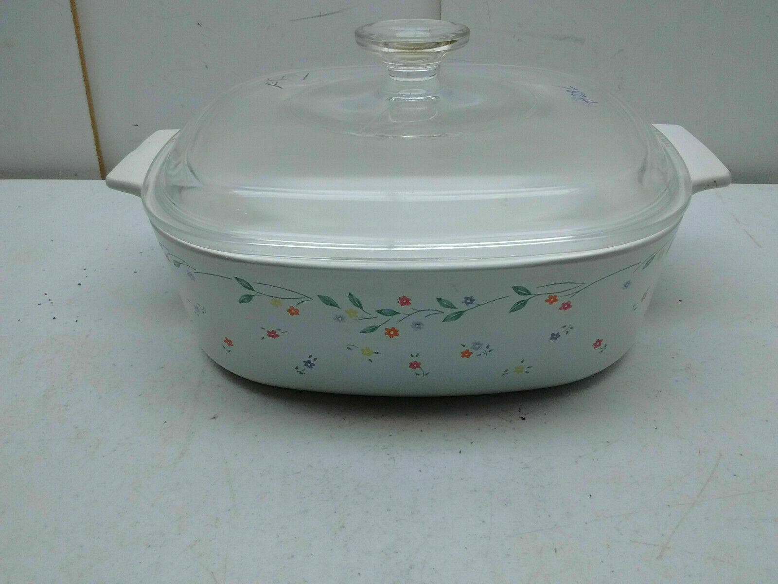 Corning A1B Pyrex 1.0Qt Spring Microwave Range Casserole Oven to Table & Lid