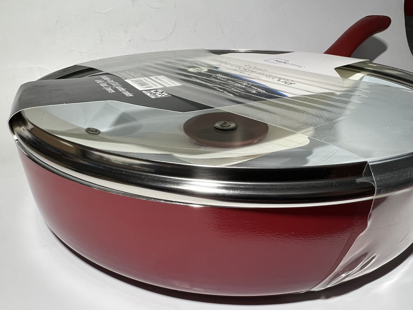 Mainstays 4-Quart Ceramic Jumbo Cooker with Glass Lid PTFE & PFOA Free Ombre Red