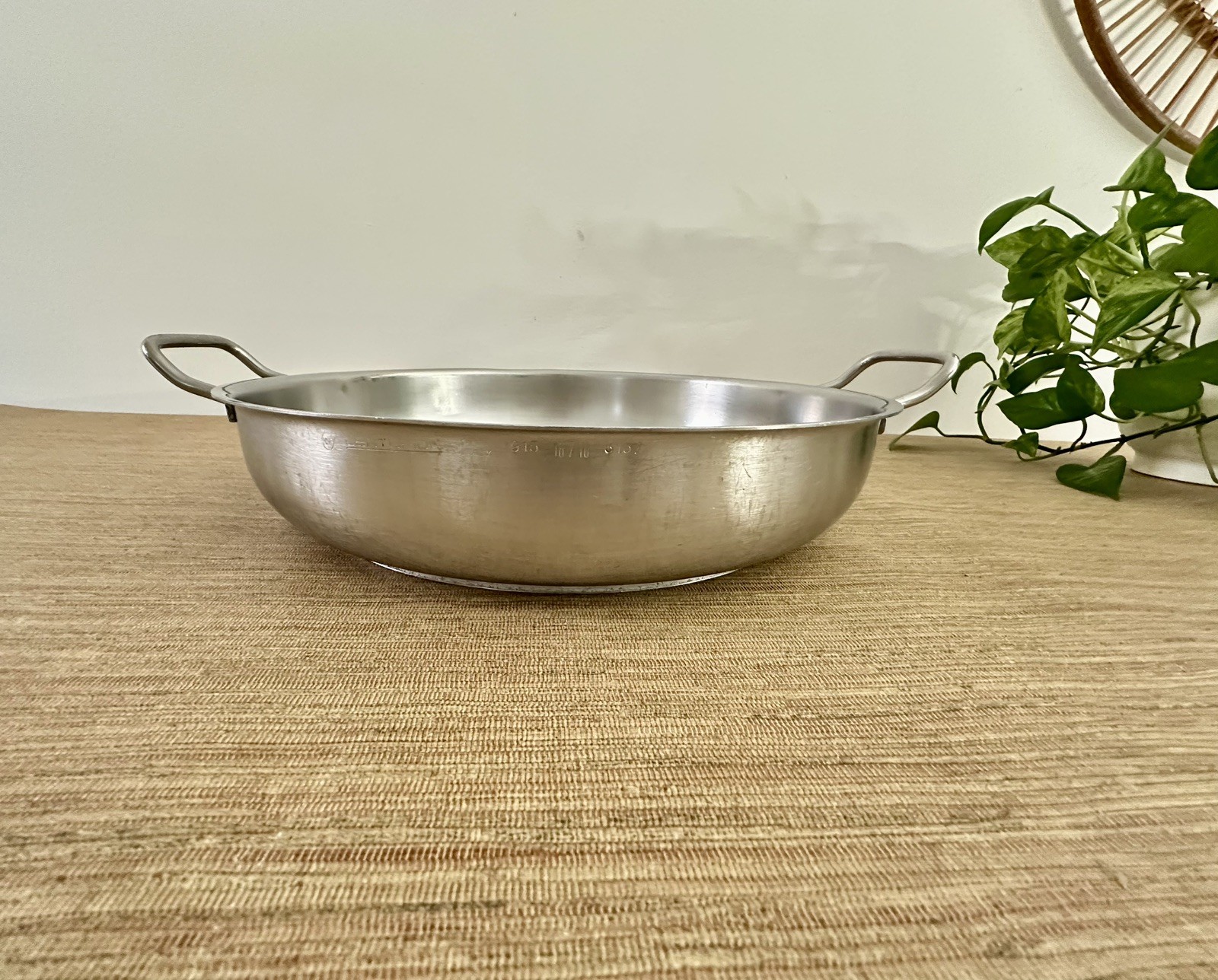 Vollrath 3157 Centurion French Omelet Pan – 4.25 Quart – Stainless Steel